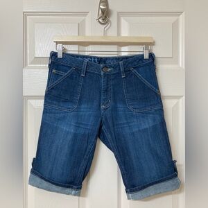 Carhartt Original Fit Rolled Cuff Dark Wash Mid Rise Bermuda Jean Shorts 2 Denim